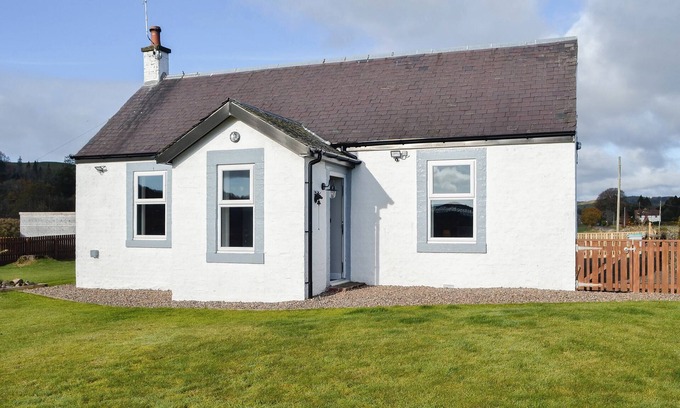 Beattock Cottage | 2 bedroom accommodation in Beattock, near Moffatt