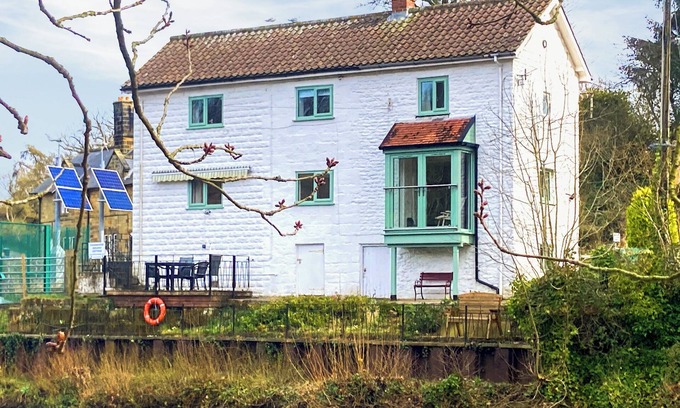 Ruswarp Cottage | 2 bedroom accommodation in Ruswarp, near Whitby