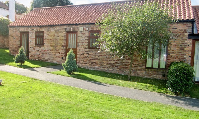 Folkton Cottage | 2 bedroom accommodation in Filey