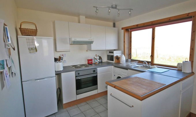Keiss Cottage | 2 bedroom accommodation in North Keiss, Caithness