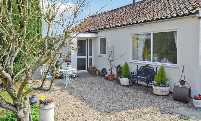 York Cottage | 2 bedroom accommodation in Stillington, near York