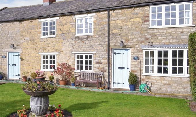 Sinnington Cottage | 2 bedroom accommodation in Sinnington, near Pickering