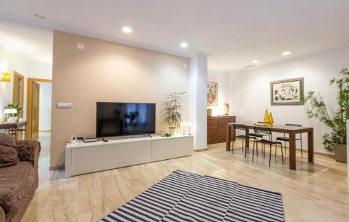 Elche Apartment | 2 Bedroom Amazing Apartment In Elche