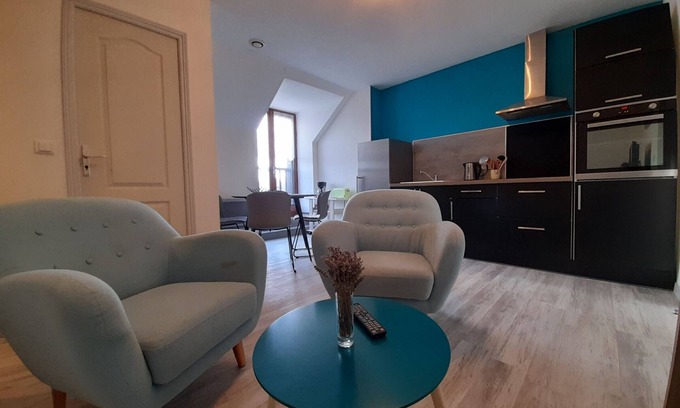 La Roche-Posay Apartment | 2-Bedroom Apartment with Wi-Fi, Near Centre and Spa, La Roche-Posay