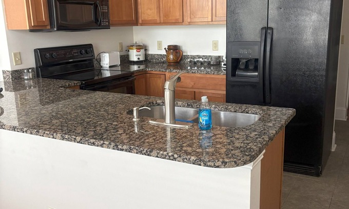 Lorain Apartment | 2-bedroom apartment in Lorain