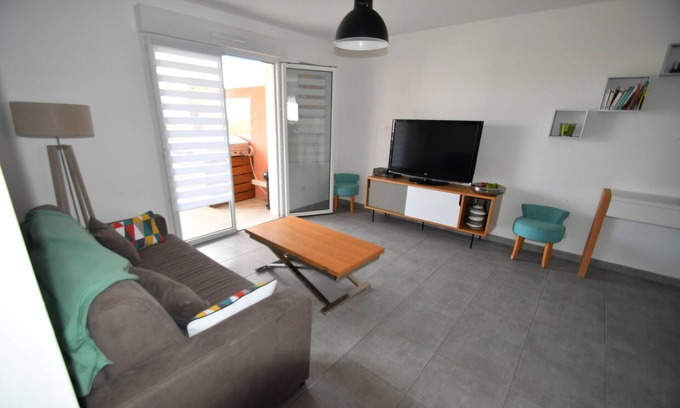 Calvi Apartment | 2-bedroom apartment in quiet Calvi town center
