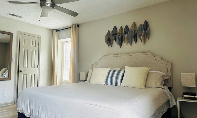 Cumberland Apartment | 2-bedroom apartment next to Brave's Stadium