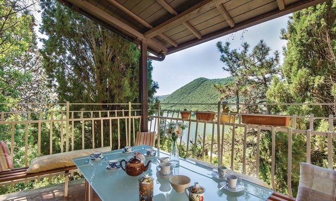 Piediluco House | 2 bedroom awesome home in Piediluco