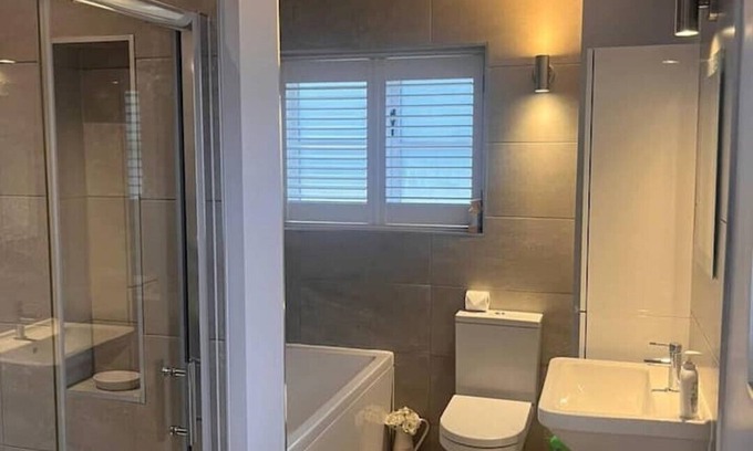Leicester House | 2 Bedroom Barn Conversion