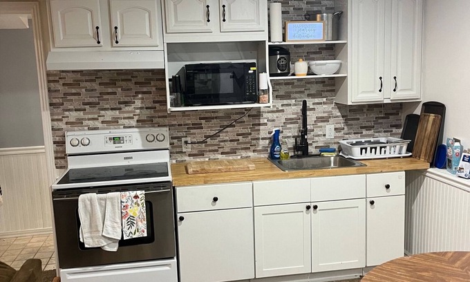 Springville Apartment | 2 Bedroom Basement Apartment in Springville