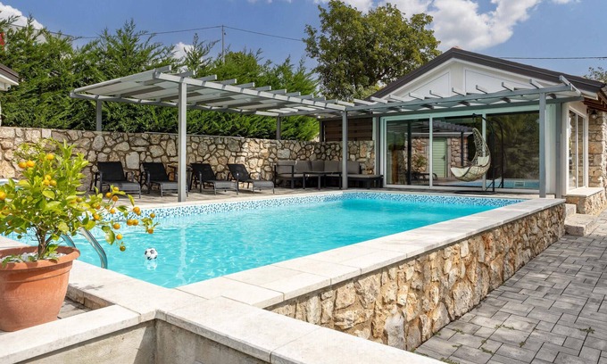 Kraljevica House | 2 bedroom beautiful home in Smrika