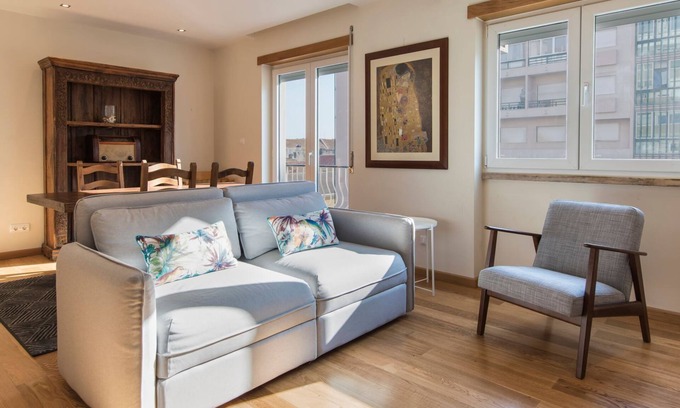Belem Apartment | 2 Bedroom Belem Wonder by LovelyStay