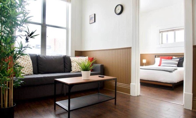 Moose Jaw Apartment | 2 Bedroom! Best Rental in MJ, Parking, WiFi ✨