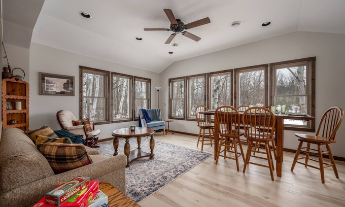 Cohasset Cabin | 2 bedroom cabin near Sugar Lake 15 minutes from Grand Rapids. Very private
