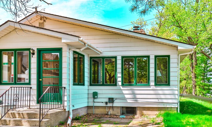 Nisswa House | 2 Bedroom Cabin on Lower Cullen