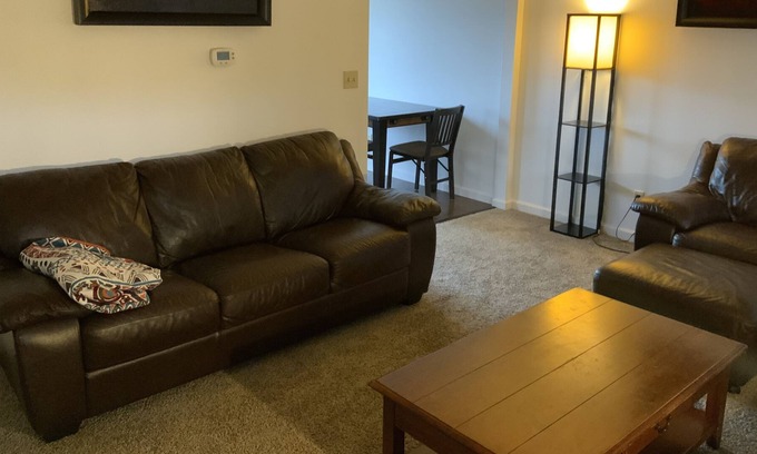 The Dalles House | 2 bedroom close to hospital