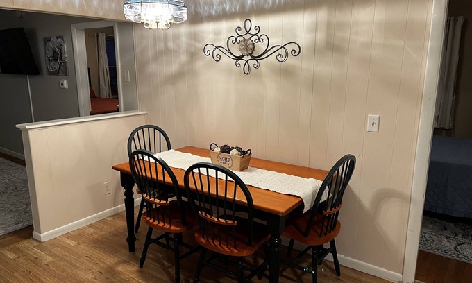 Lewiston Apartment | 2 Bedroom Close to Hospitals and Medical facilities. Quiet and Pet Friendly