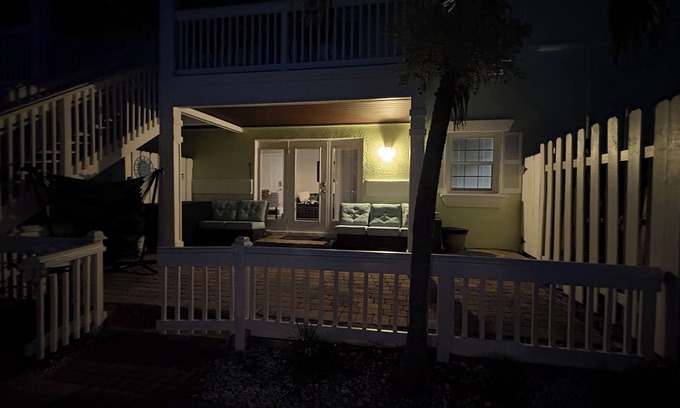 Coquina Key Condo | 2-bedroom condo in enchanting St. Petersburg, on Coquina Key, at Waterside South