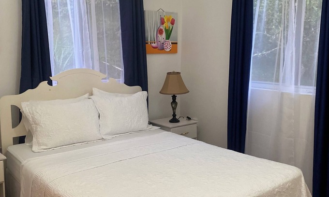 Choiseul Quarter Condo | 2-bedroom condo in charming Choiseul with AC, WiFi. Book now