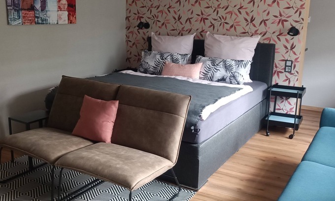 Niederwiesa Condo | 2 Bedroom Condo in Niederwiesa