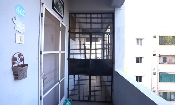 Hyderabad Condo | 2-Bedroom condo in Secunderabad , quite, secured, & charming place with parking