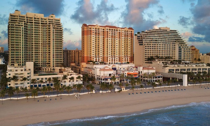 Barrier Island Condo | 2 Bedroom Condo, Sleeps 8, at Marriott BeachPlace Towers in Fort Lauderdale