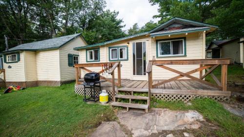 Gravenhurst House | 2-Bedroom Cottage #5 - Lodgepole Pine