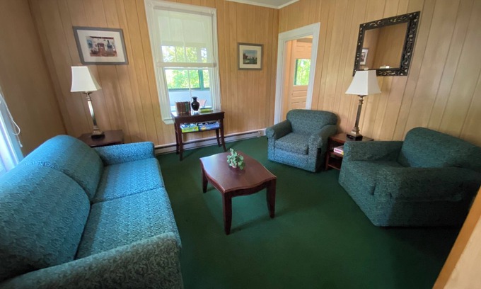 Poland Cottage | 2 Bedroom Cottage at the 500 acre Poland Spring Resort with lots of onsite activities!
