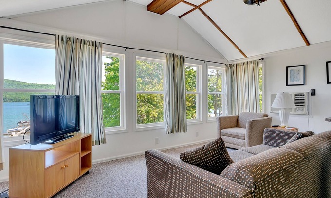 Cooperstown - Otsego Lake Cottage | 2 Bedroom Cottage with amazing views of Otsego Lake