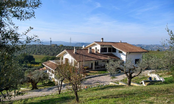Moscufo Apartment | 2 bedroom cozy apartment in Moscufo