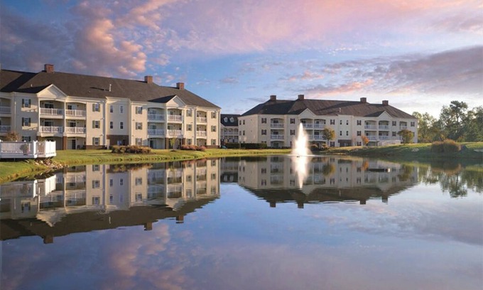 Williamsburg Condo | 2 Bedroom Deluxe Condo w/Kitchen, Sleeps 8, Williamsburg at Governor's Green!