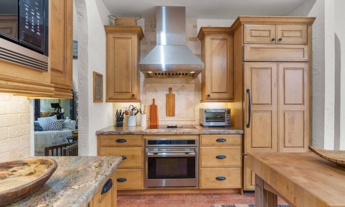 Deerfield Beach House | 2 Bedroom Designer Home - Gated, pool