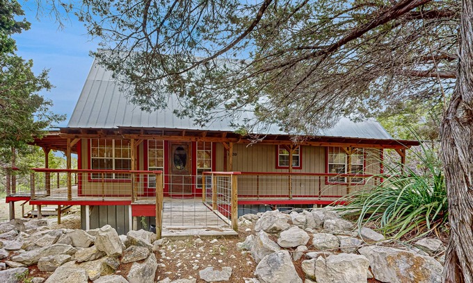 Canyon Lake House | 2-bedroom dog-friendly home with loft and spacious porch