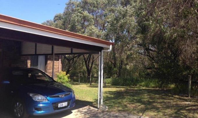 Emu Point Ski Chalet | 2 Bedroom Double Chalet Emu Beach