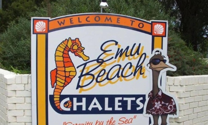 Emu Point Ski Chalet | 2 Bedroom Family Hybrid Chalet Emu Beach