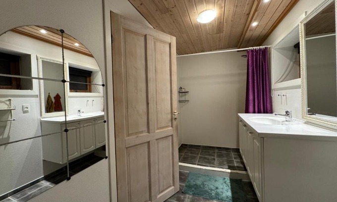 Faroe Islands Apartment | 2 bedroom flat in Kambsdalur