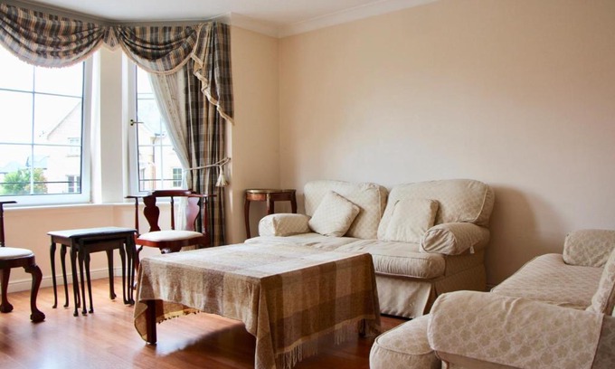 Ellemford Apartment | 2 Bedroom Flat near Edinburgh City Centre