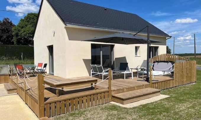Brissac Loire Aubance House | 2-bedroom house for 4 people with jacuzzi