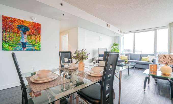Downtown West Apartment | 2 Bedroom Fully Furnished APT over Camden Yards by RedAwning