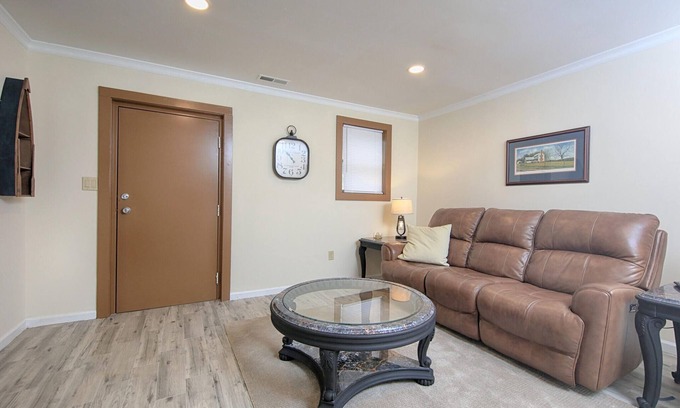Barium Springs Apartment | 2-bedroom Fully Furnished studio