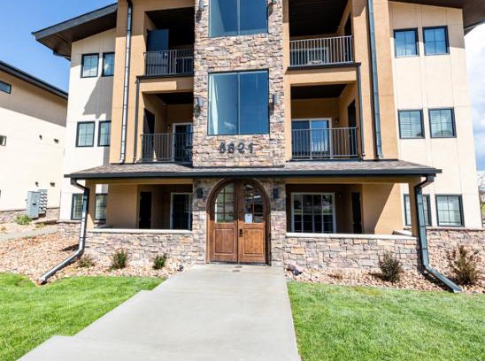 Mountain Shadows Apartment | 2 Bedroom Fully Furnished Luxury Apartment 304
