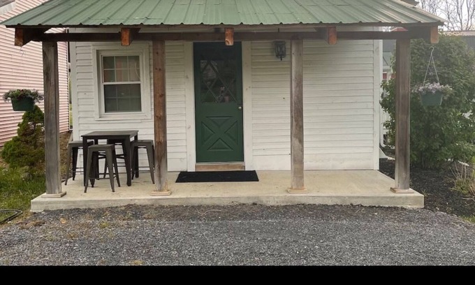 Gallupville House | 2 Bedroom getaway featuring Schoharie’s beauty