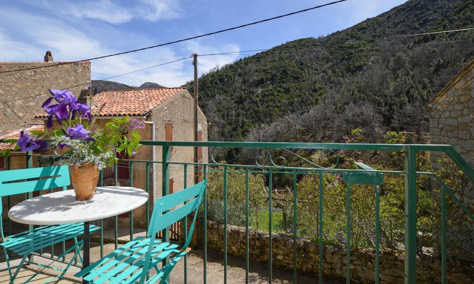 Marignana House | 2 bedroom gorgeous home in Marignana