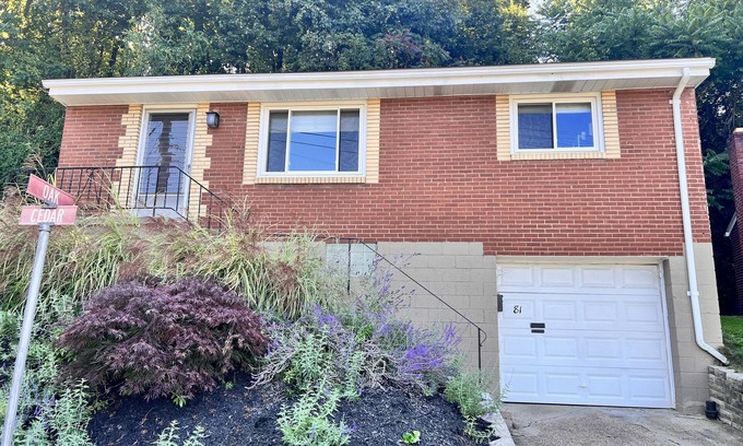 McKnight House | 2 Bedroom Home Available for 30+ Day Rentals