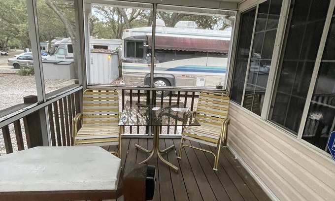 Apopka House | 2 bedroom home close to Disney