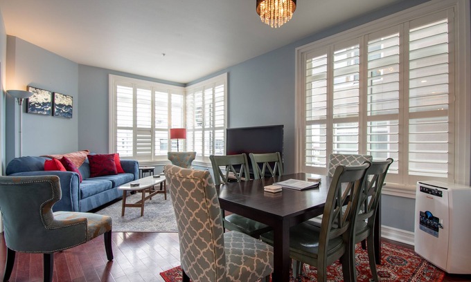 Belltown Condo | 2 Bedroom Home in Downtown Seattle! King Bed/Secured Parking & Indoor Pool!