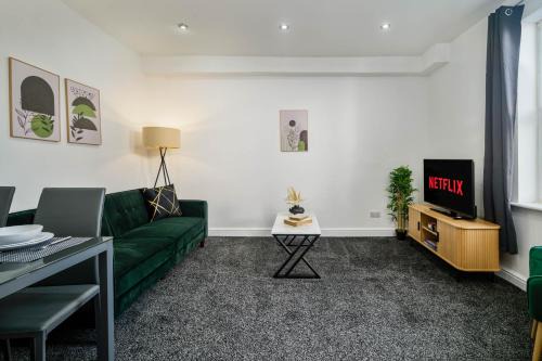 Meanwood House | 2 Bedroom Home Leeds Contractor Stay Free Parking WIFI & Netflix