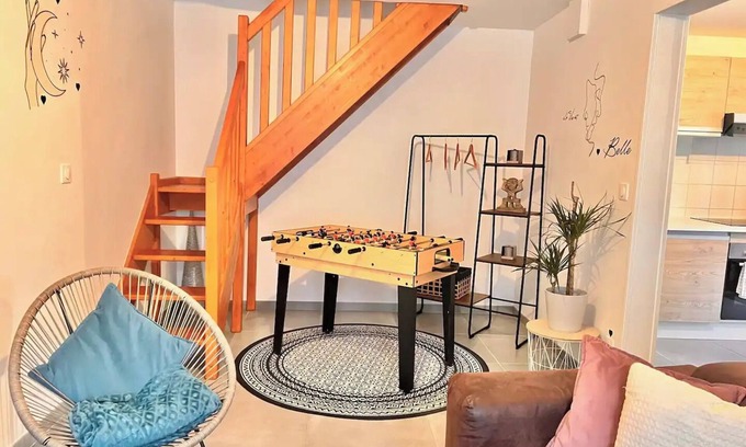 Ruelle-sur-Touvre House | 2 bedroom house in town center, WIFI & free parking