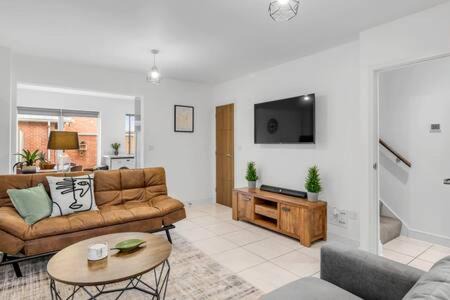 Sprowston House | 2 bedroom house NE Norwich