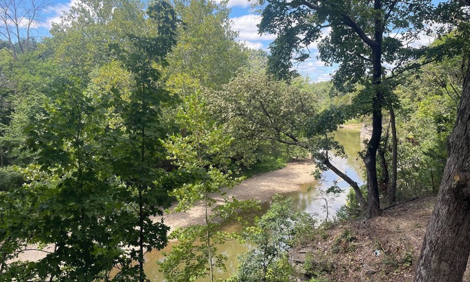Santa Fe House | 2 bedroom house near Mark Twain Lake on Salt River! WiFi and Boat parking!